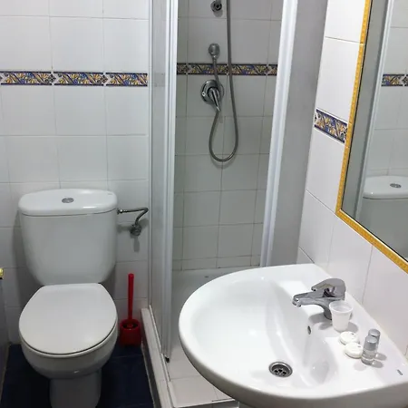 Bolina Hotel *